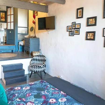 La Bastide De Bed & Breakfast 4*