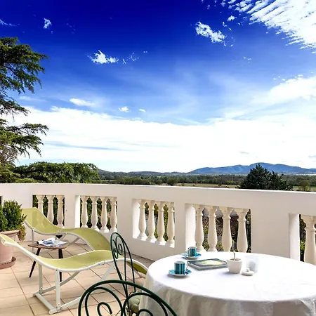 La Bastide De Frühstückspension 4*