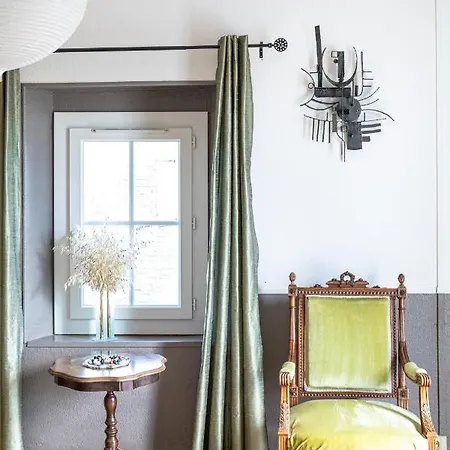 La Bastide De Bed & Breakfast