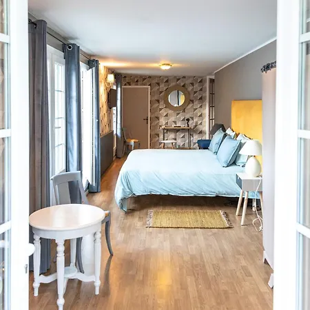 La Bastide De Bed & Breakfast 4*