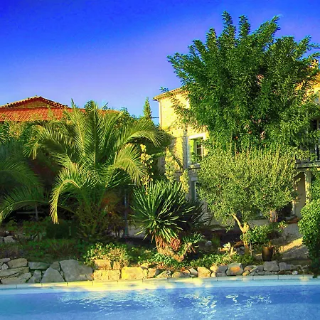 Bed & Breakfast La Bastide De Canaules-et-Argentieres