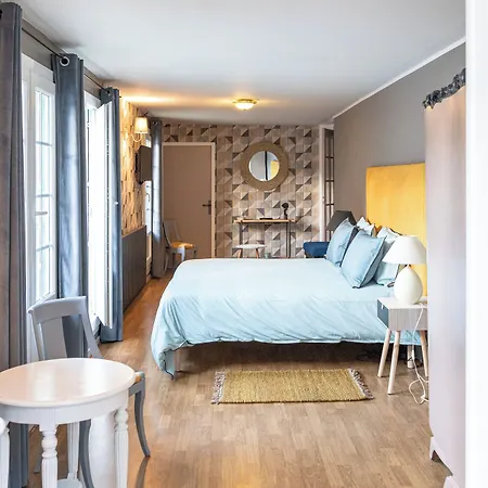 La Bastide De לינה וארוחת בוקר 4*