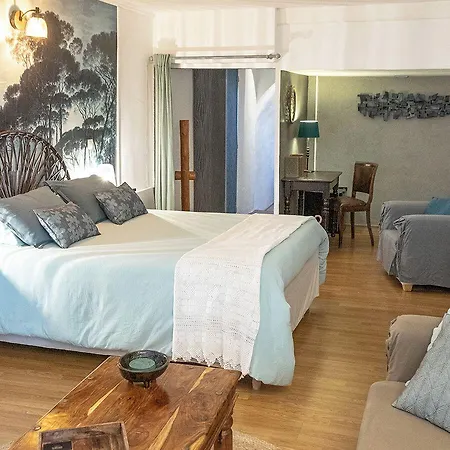 La Bastide De 4* Canaules-et-Argentieres