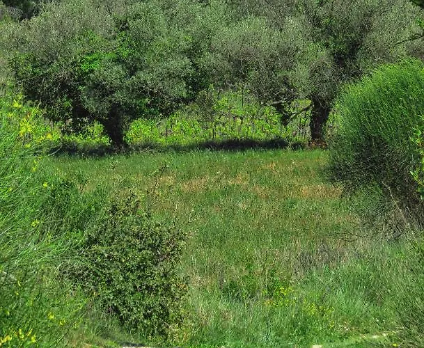 La Bastide De Canaules-et-Argentieres